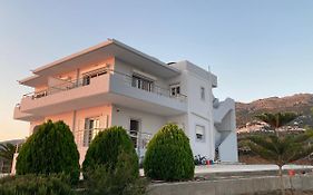 360° View Suites Tan